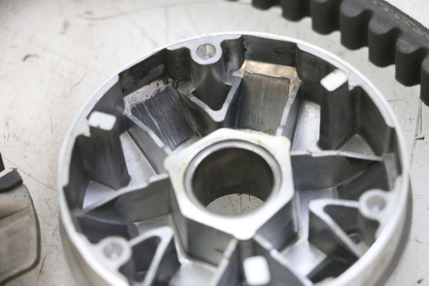 photo de WARIATOR KYMCO LIKE 4T 50 (2019 - 2025) - Zoom stanu zużycia