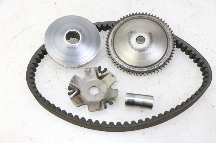 photo de WARIATOR KYMCO LIKE 4T 50 (2019 - 2025) - Zbliżenie techniczne