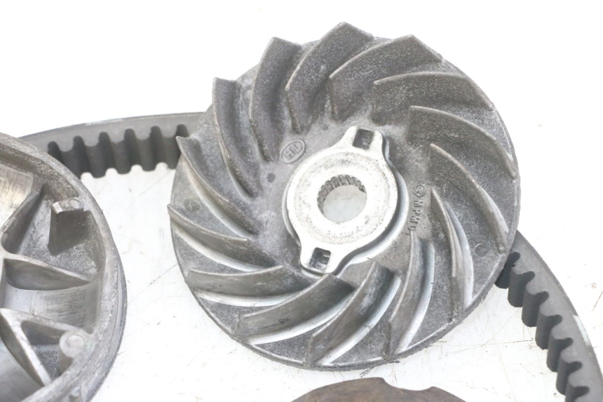 photo de WARIATOR GILERA NEXUS 125 (2009 - 2013) - Szczegóły charakterystyczne