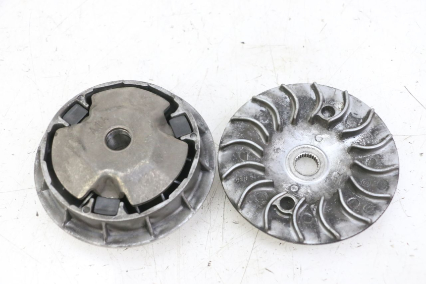 photo de WARIATOR SYM ORBIT III 3 4T 50 (2018 - 2021) - Zoom stanu zużycia