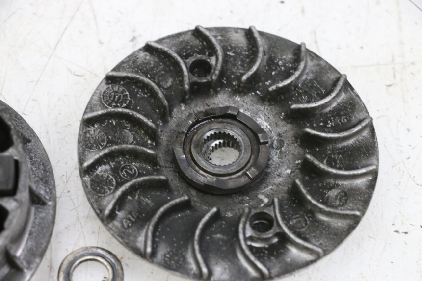 photo de WARIATOR SYM ORBIT III 3 4T 50 (2018 - 2021) - Zoom stanu zużycia