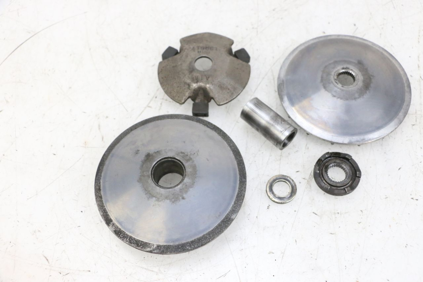 photo de WARIATOR SYM ORBIT III 3 4T 50 (2018 - 2021) - Zbliżenie techniczne