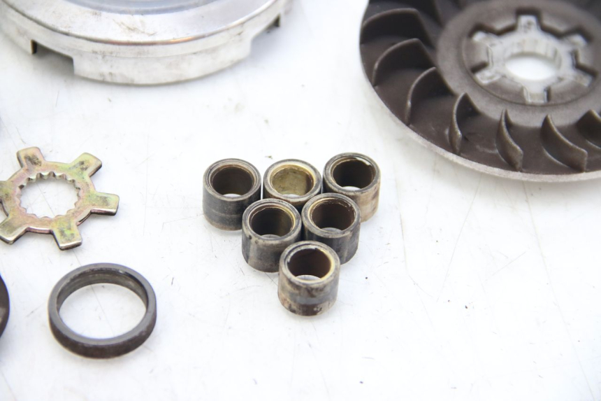 photo de WARIATOR TNT MOTOR OTTO 2T 50 (2012 - 2018) - Stan powierzchni