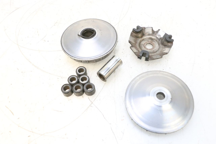 photo de WARIATOR HONDA PCX (JF57/JF64) 125 (2014 - 2018) - Punkty mocowania