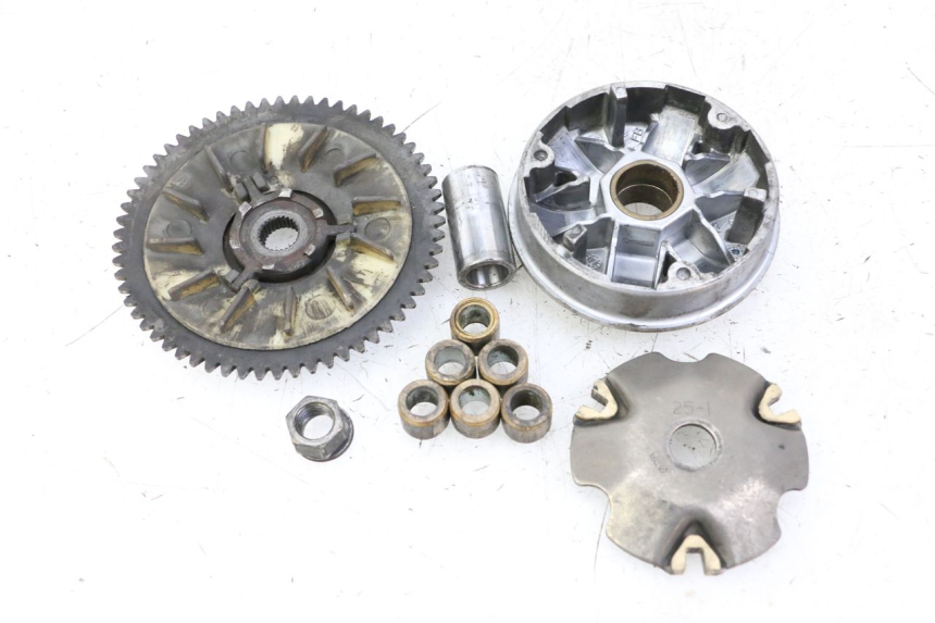 photo de WARIATOR PEUGEOT KISBEE 4T 50 (2010 - 2017) - Widok główny