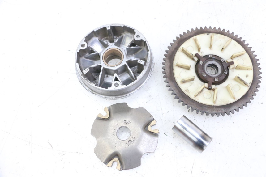 photo de WARIATOR PEUGEOT KISBEE 4T 50 (2010 - 2017) - Punkty mocowania