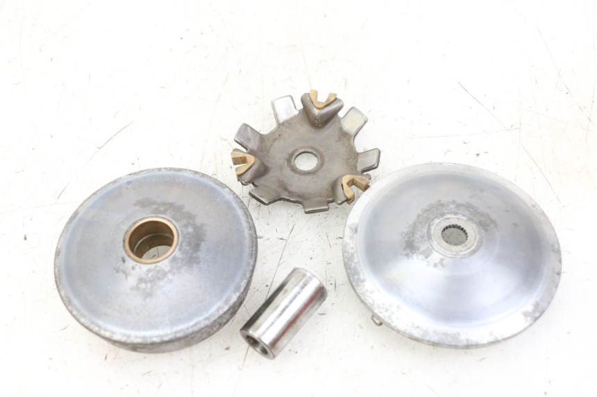 photo de WARIATOR PEUGEOT SPEEDFIGHT 3 LC 2T 50 (2009 - 2015) - Zbliżenie techniczne