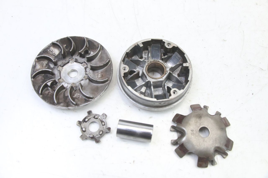 photo de WARIATOR PEUGEOT STREETZONE I 2T 50 (2018 - 2020) - Widok główny