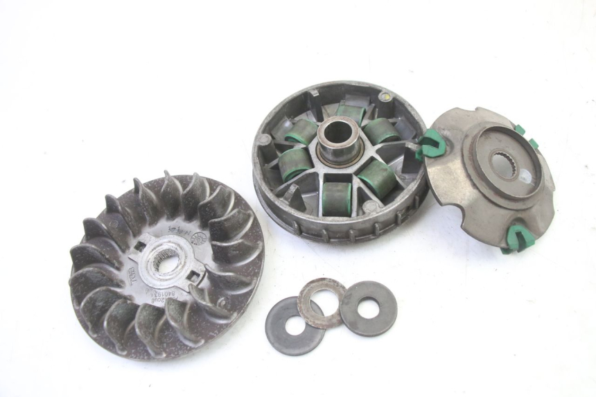 photo de WARIATOR PEUGEOT SATELIS 250 (2006 - 2012) - Zoom stanu zużycia