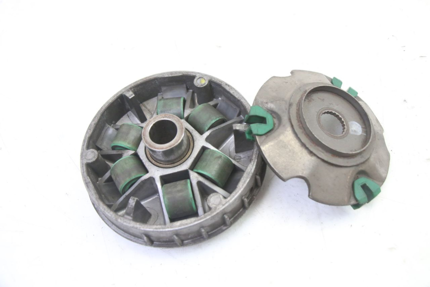 photo de WARIATOR PEUGEOT SATELIS 250 (2006 - 2012) - Zbliżenie techniczne