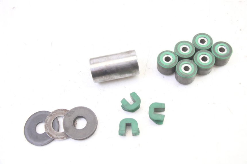 photo de WARIATOR PEUGEOT SATELIS 250 (2006 - 2012) - Stan powierzchni