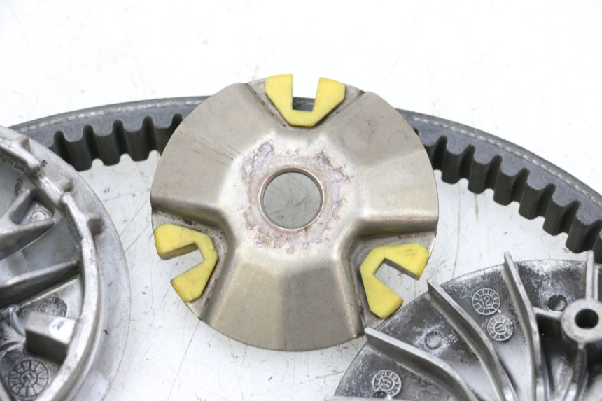 photo de WARIATOR PEUGEOT SATELIS 125 (2013 - 2018) - Oznaczenia i referencje