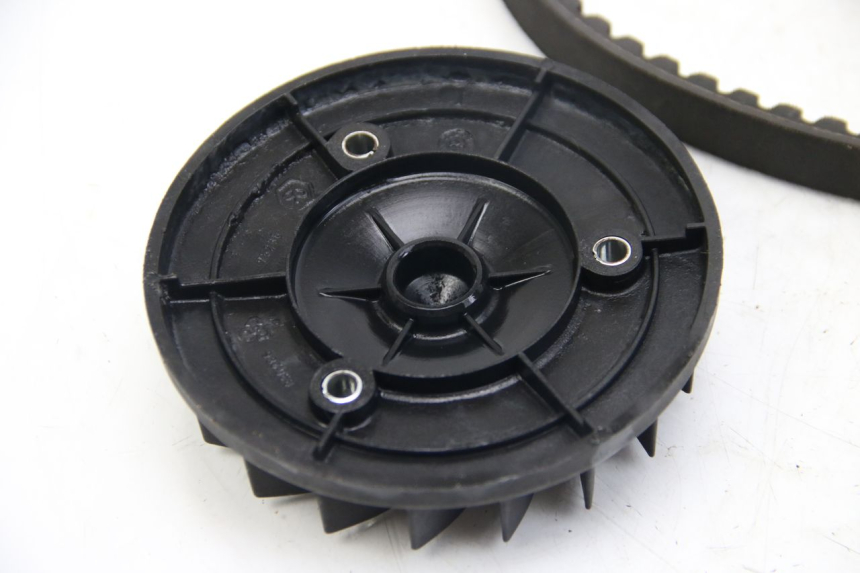 photo de WARIATOR APRILIA SCARABEO 4T 50 (2009 - 2017) - Widok ogólny