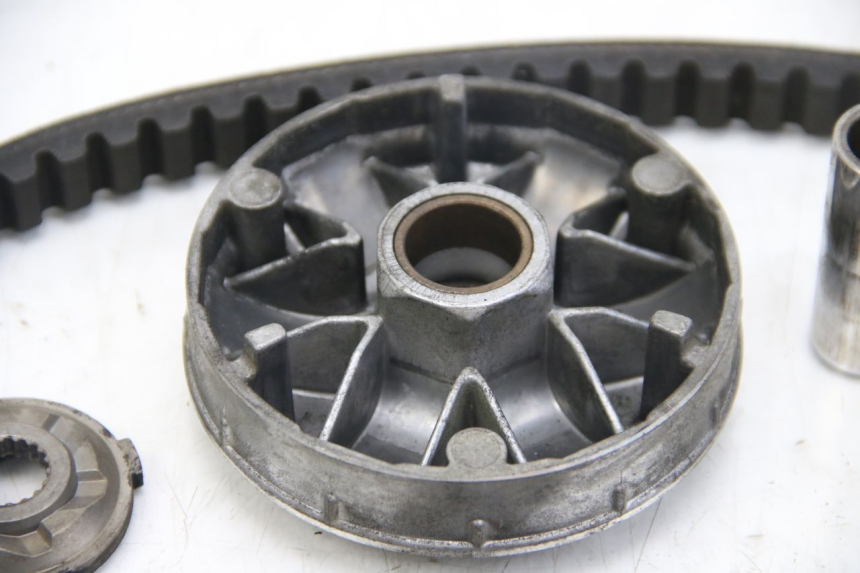 photo de WARIATOR APRILIA SCARABEO 4T 50 (2009 - 2017) - Stan powierzchni