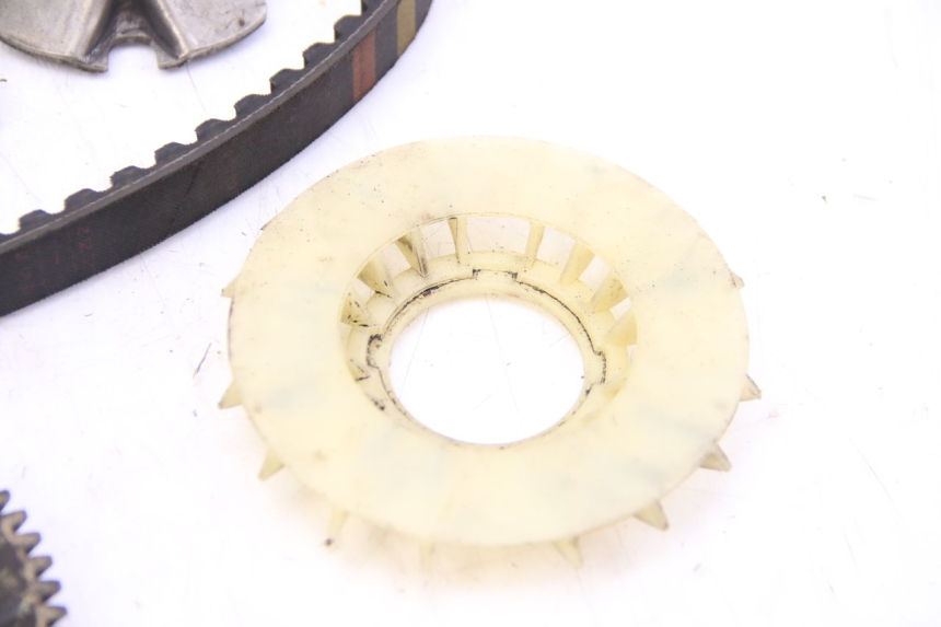 photo de WARIATOR APRILIA SCARABEO 4T 50 (2009 - 2017) - Część sprawdzona