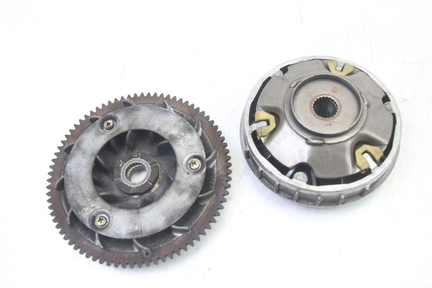 photo de WARIATOR APRILIA SCARABEO GT TOURING 125 (1999 - 2005) - Zbliżenie techniczne