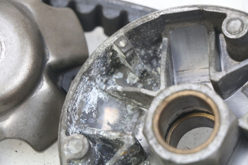 photo de WARIATOR APRILIA SCARABEO 100 (2003 - 2012) - Szczegóły charakterystyczne