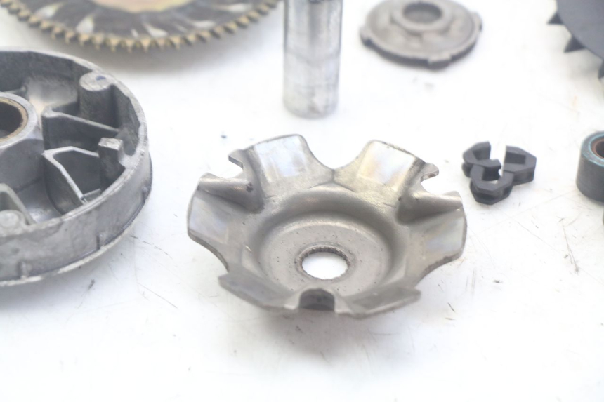 photo de WARIATOR APRILIA SCARABEO 100 (2003 - 2012) - Zoom stanu zużycia