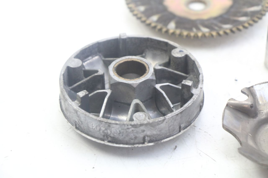 photo de WARIATOR APRILIA SCARABEO 100 (2003 - 2012) - Inny kąt widzenia