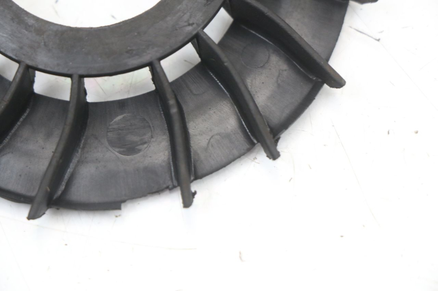 photo de WARIATOR APRILIA SR CARB LC 2T 50 (2004 - 2012) - Zbliżenie komponentów