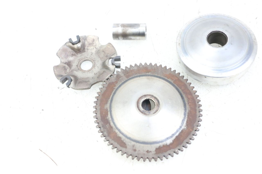 photo de WARIATOR VASTRO STREET X 4T 50 (2016 - 2021) - Zoom stanu zużycia