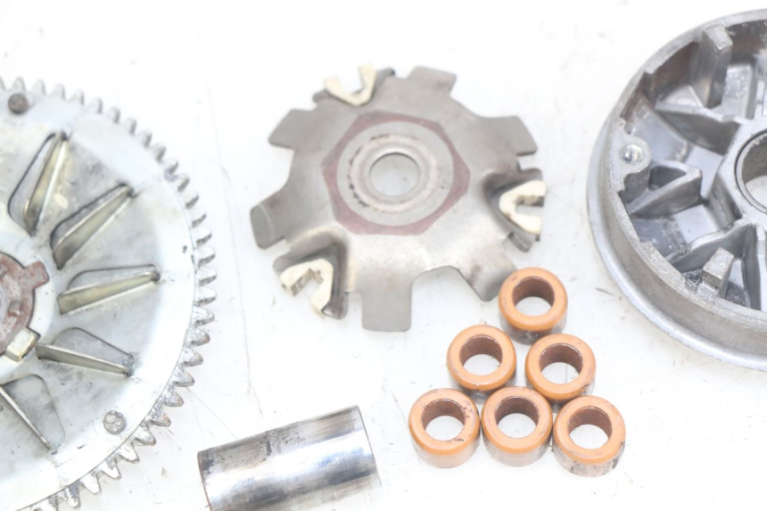 photo de WARIATOR PEUGEOT TREKKER 50 (1998 - 2004) - Stan powierzchni