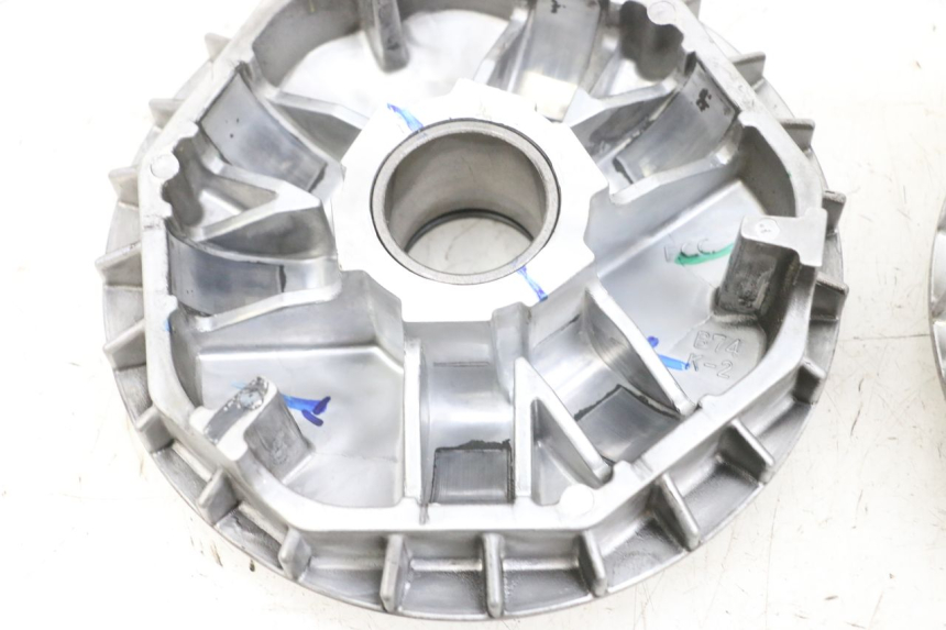 photo de WARIATOR YAMAHA TRICITY 300 (2020 - 2024) - Stan powierzchni