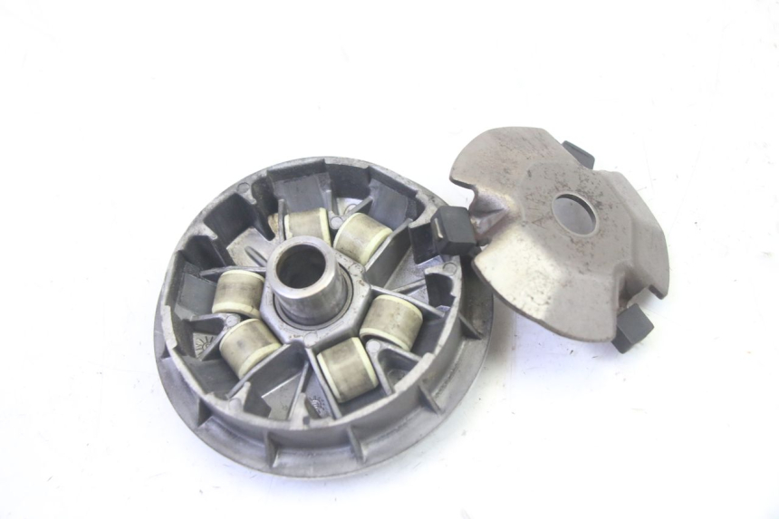 photo de WARIATOR PEUGEOT VIVACITY NEW 4T 50 (2008 - 2017) - Zbliżenie techniczne