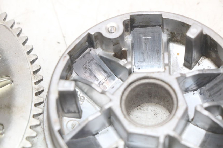 photo de WARIATOR PEUGEOT VIVACITY 50 (2004 - 2009) - Zbliżenie komponentów