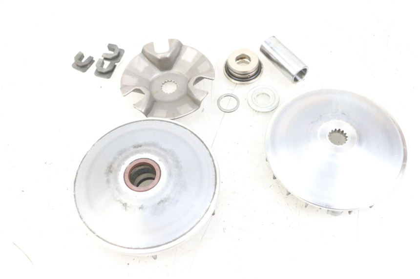 photo de WARIATOR YAMAHA XMAX X-MAX 125 (2006 - 2009) - Zbliżenie techniczne