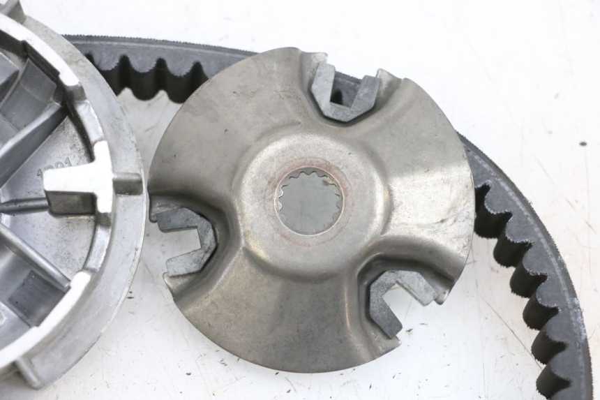 photo de WARIATOR YAMAHA XMAX X-MAX 125 (2006 - 2009) - Szczegóły charakterystyczne