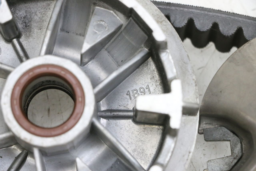 photo de WARIATOR YAMAHA XMAX X-MAX 125 (2006 - 2009) - Zbliżenie komponentów