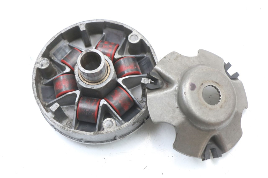 photo de WARIATOR PIAGGIO ZIP 2T 50 (2009 - 2019) - Zbliżenie techniczne