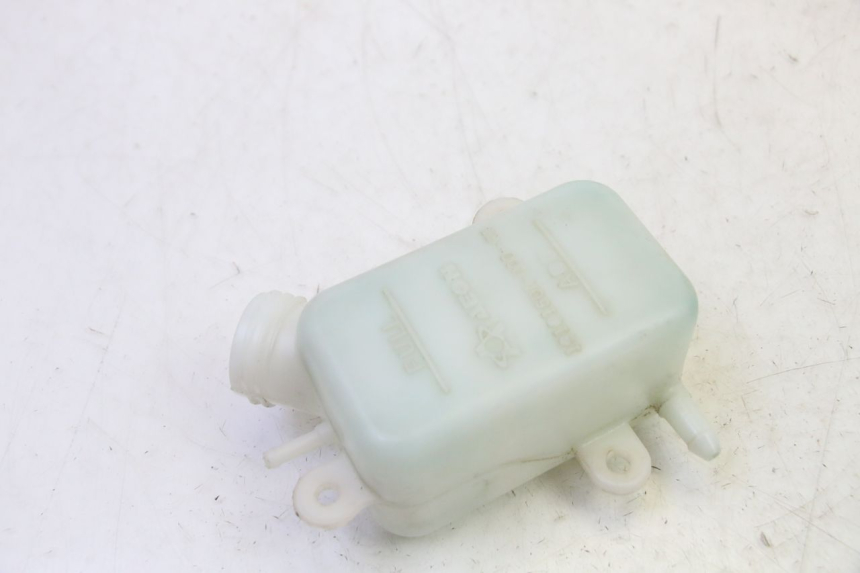 photo de Zbiornik wyrównawczy QUADRO 4 4D 350 (2015 - 2018) - Inny kąt widzenia