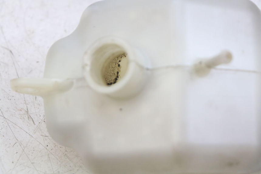 photo de Zbiornik wyrównawczy PEUGEOT CITYSTAR 125 (2011 - 2017) - Szczegół części