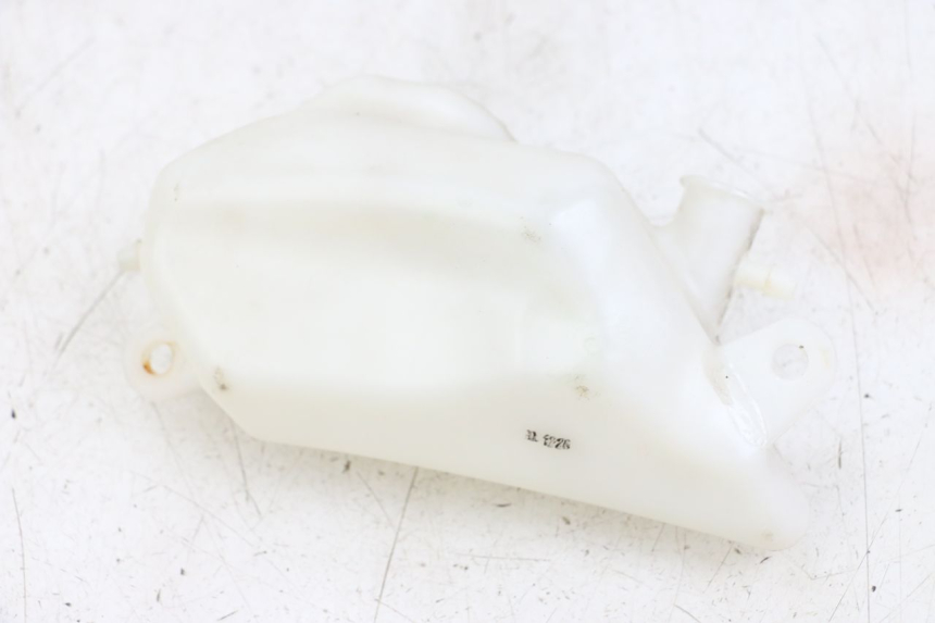 photo de Zbiornik wyrównawczy KYMCO DINK STREET ABS 125 (2011 - 2018) - Zoom stanu zużycia