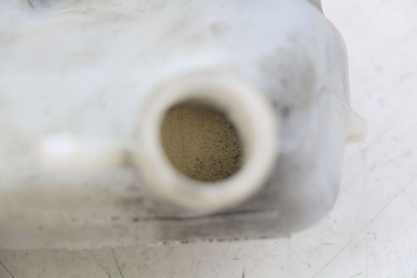 photo de Zbiornik wyrównawczy YAMAHA FZS FAZER 600 (1998 - 2001) - Szczegół części