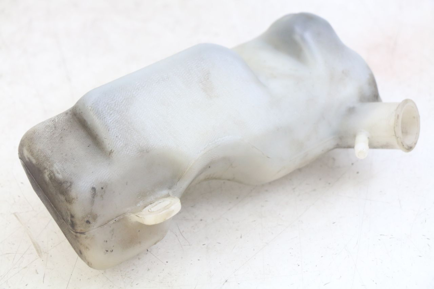 photo de Zbiornik wyrównawczy YAMAHA FZS FAZER 600 (1998 - 2001) - Zbliżenie techniczne