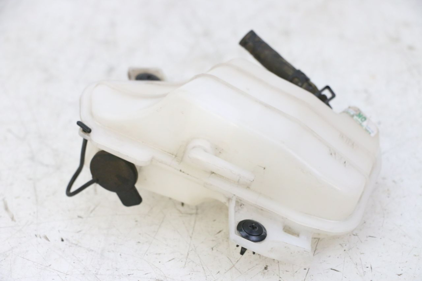 photo de Zbiornik wyrównawczy BMW G310 R 310 (2016 - 2020) - Szczegół części