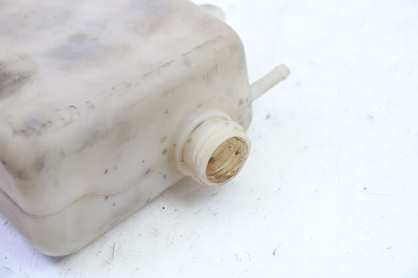 photo de Zbiornik wyrównawczy KAWASAKI GPX R WARBIRD 600 (1988 - 1993) - Zoom stanu zużycia