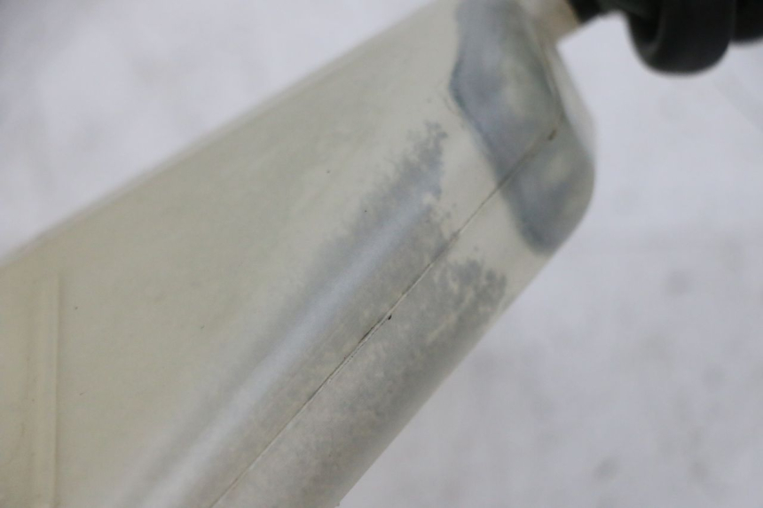 photo de Zbiornik wyrównawczy SUZUKI GSXR GSX-R 1000 (2003 - 2004) - Zoom stanu zużycia