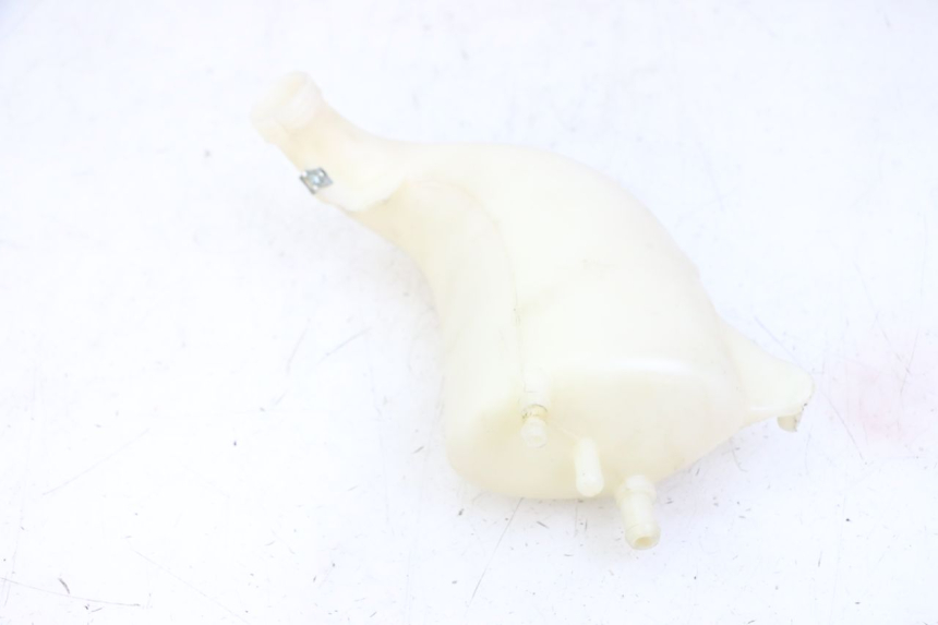 photo de Zbiornik wyrównawczy PIAGGIO MP3 500 (2014 - 2017) - Zbliżenie techniczne