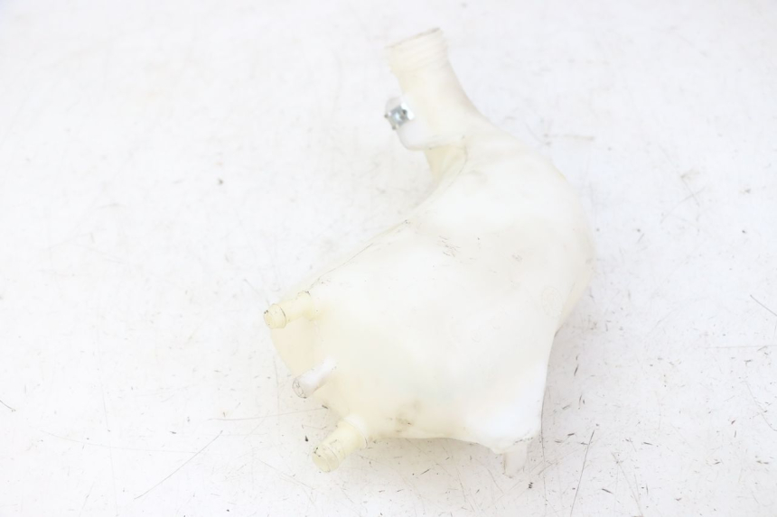 photo de Zbiornik wyrównawczy PIAGGIO MP3 500 (2014 - 2017) - Inny kąt widzenia