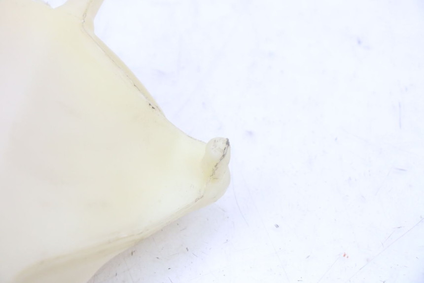 photo de Zbiornik wyrównawczy PIAGGIO MP3 RL 250 (2006 - 2010) - Punkty mocowania