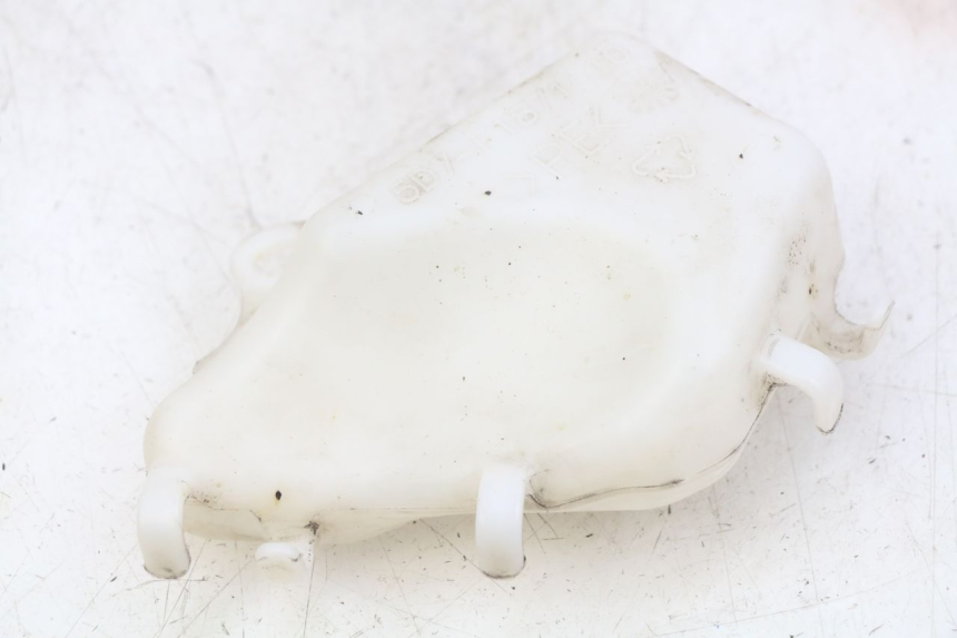 photo de Zbiornik wyrównawczy YAMAHA MT ABS 125 (2014 - 2018) - Zoom stanu zużycia