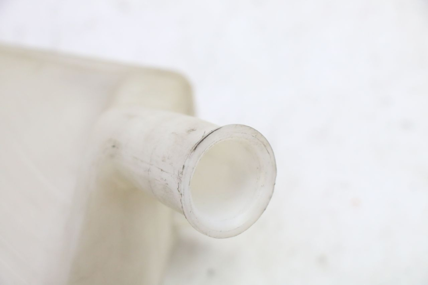 photo de Zbiornik wyrównawczy HONDA NTV DEAUVILLE 650 (2001 - 2006) - Zoom stanu zużycia