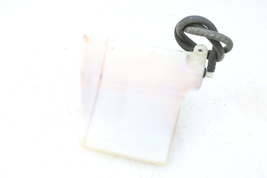 photo de Zbiornik wyrównawczy TRIUMPH SPRINT 900 (1995 - 1998) - Zbliżenie techniczne