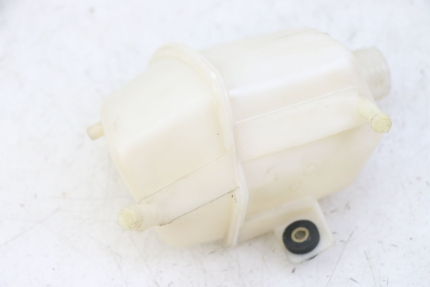 photo de Zbiornik wyrównawczy PIAGGIO SUPER LX 125 (2000 - 2003) - Inny kąt widzenia