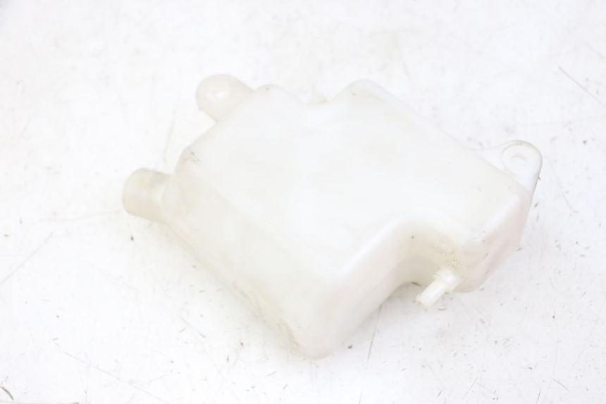 photo de Zbiornik wyrównawczy SUZUKI BURGMAN 125 (2015 - 2017) - Szczegół części