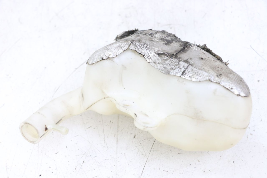 photo de Zbiornik wyrównawczy SUZUKI GSR 750 (2011 - 2017) - Widok główny